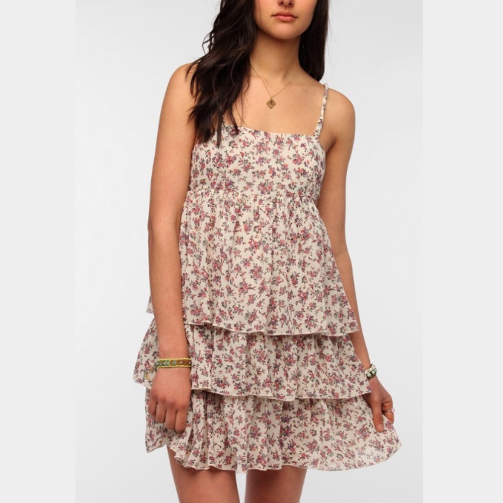 BRAND NEW urban outfitters floral babydoll dress